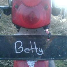 Suzuki fz50 betty før! byttet!