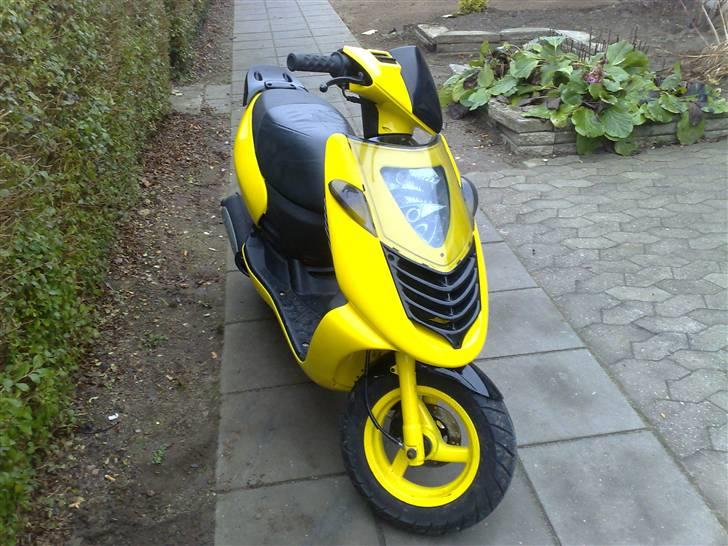 Aprilia Sonic ( SOLGT ) - Gammelt billede. billede 1