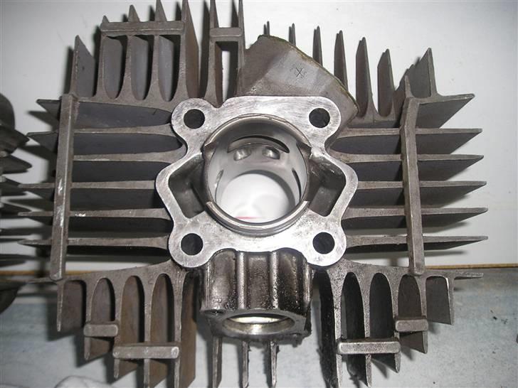 Kreidler FLORETT RMC ELEKTRONIC - ORIG MAHLE 15-43-99 40ZN8 W2+ MODIFICERET SOM 12HK VAN VEEN CROSS..LAVET AF STEEN LØKKE FRA KREIDLER REG.DK billede 3