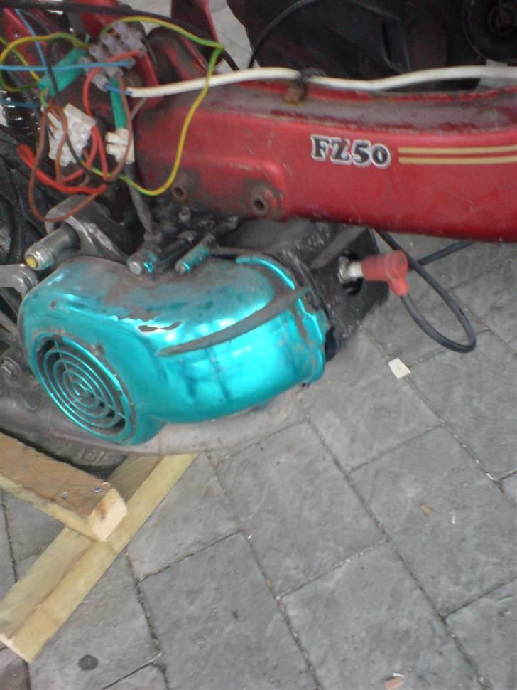 Suzuki DNA Rally projekt  - Mit dejlige ledningsnet.. hjemmelavet.. billede 13