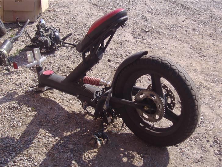 Sachs madass AC. (solgt) - projekt efter den er blevet kørt ned af en bil. billede 4