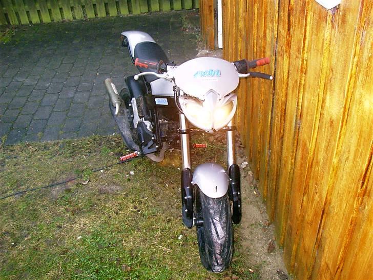 Suzuki street magic byttet jog r billede 5