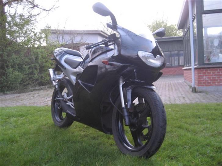 Aprilia RS 50 billede 1