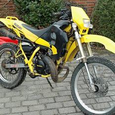 Suzuki RMX Appelsinen Før