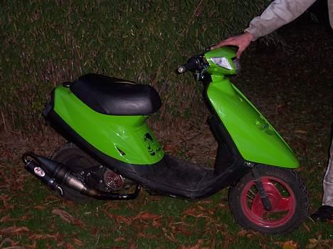Yamaha jog SOLGT billede 3