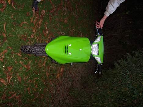 Yamaha jog SOLGT billede 4