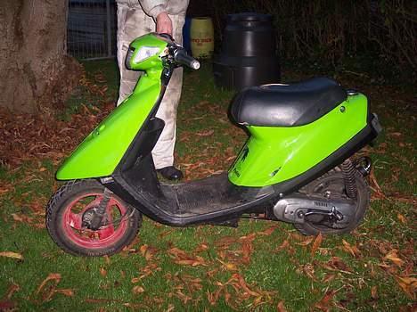 Yamaha jog SOLGT - fælgene skal bare males.. billede 5