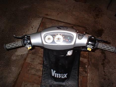 PGO HOT 50 - læg lige mærke til VMAX billede 4