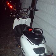 Vespa Bella50