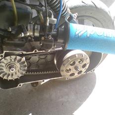 Suzuki fz/comet projekt  SOLGT