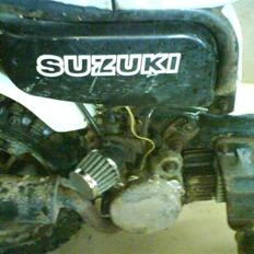 Suzuki FZ50 