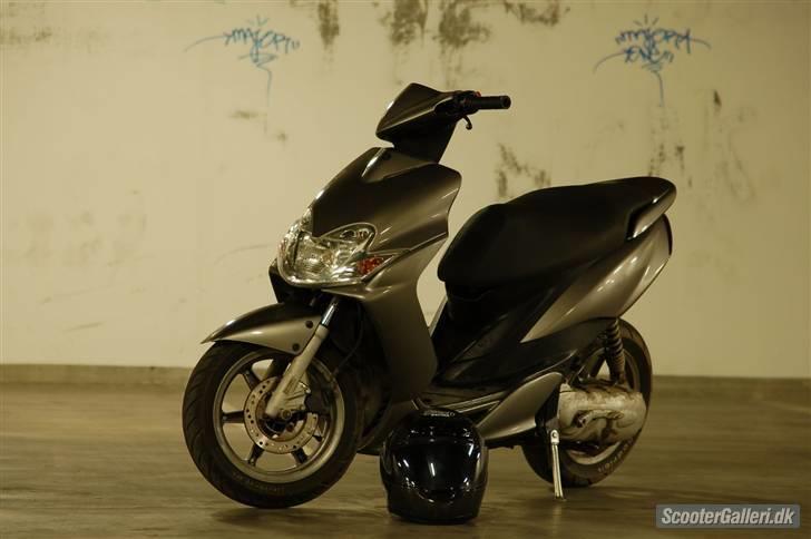 Yamaha Jog R // før \\ billede 1