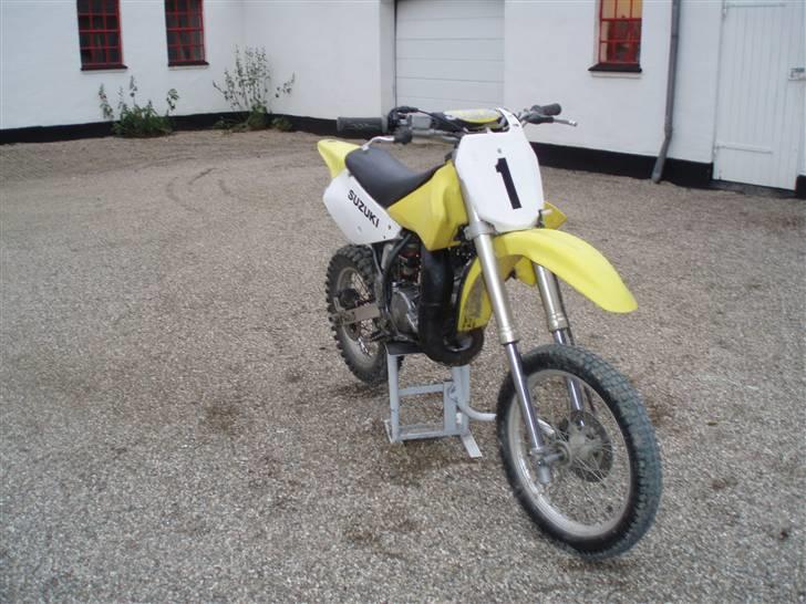 Suzuki RM 85 lav -SOLGT- billede 1