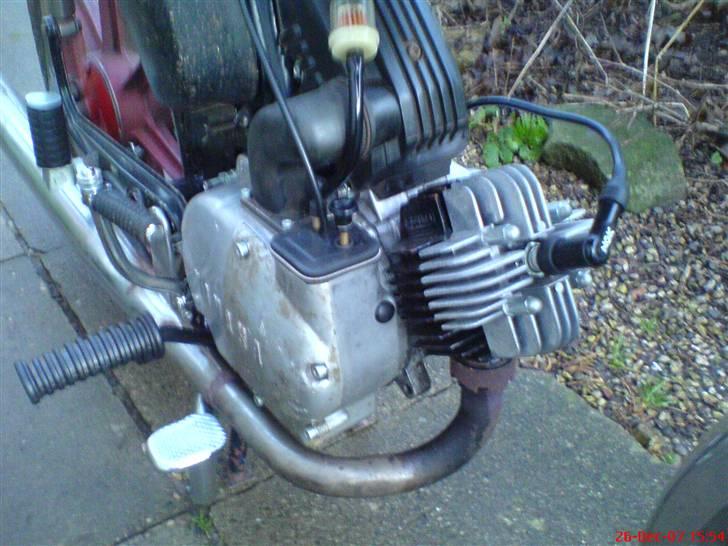 Yamaha fs1 ss drejeventil solgt  - min ny renoveret drejeventil motor. luftfilter kasse bliver udskiftet  billede 8