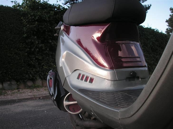 PGO Hot 50 billede 3