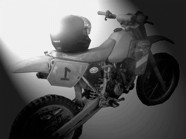 Kawasaki KX 80  - [BYTTET] - Sad lige en nat og kedede mig :D billede 10