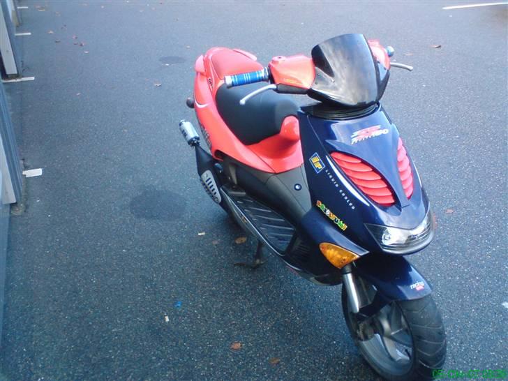 Aprilia SR 50 *SOLGT* billede 3