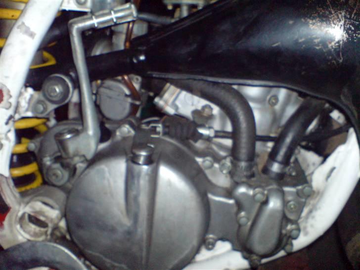 Honda cr 80  (Solgt) - Det er en motor der trækker! billede 2