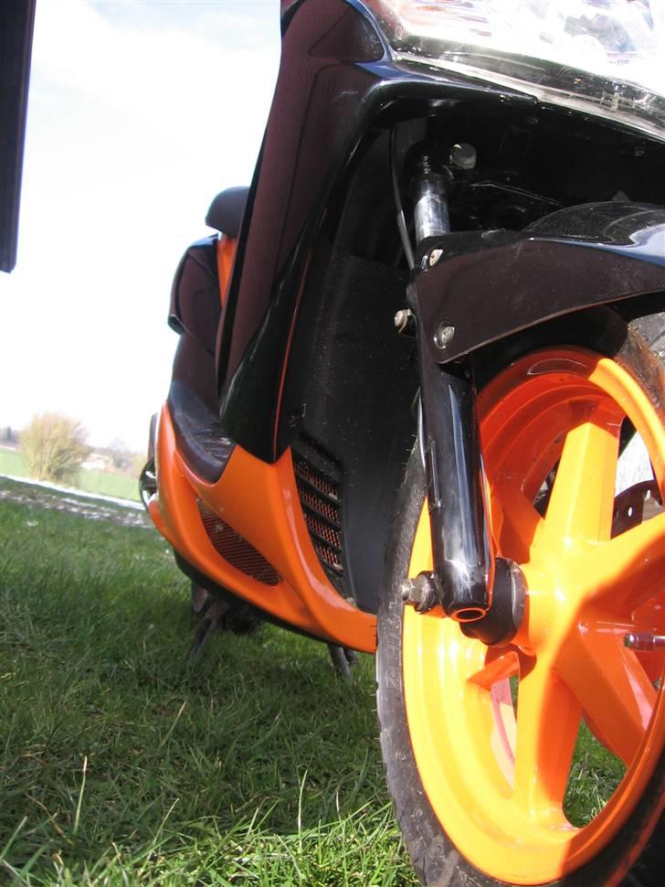 Yamaha " Jog R " Solgt billede 11