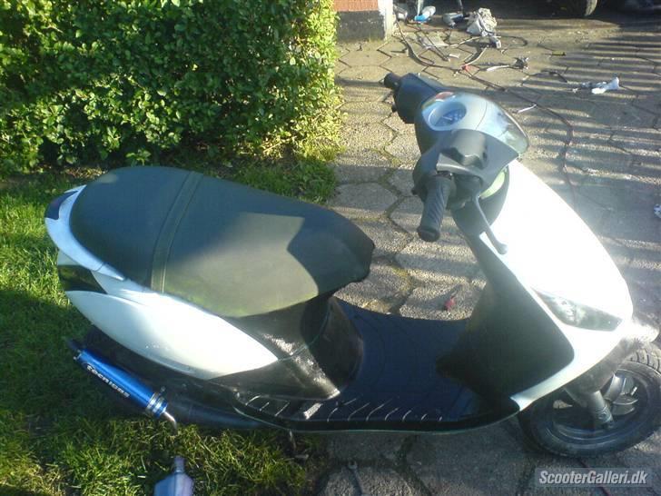 Piaggio new zip byttet billede 4