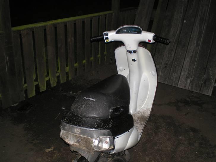 Piaggio Old zip [SOLGT] billede 3