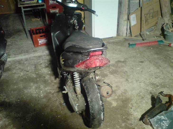 Yamaha Jog R solgt 6,2 kg billede 1