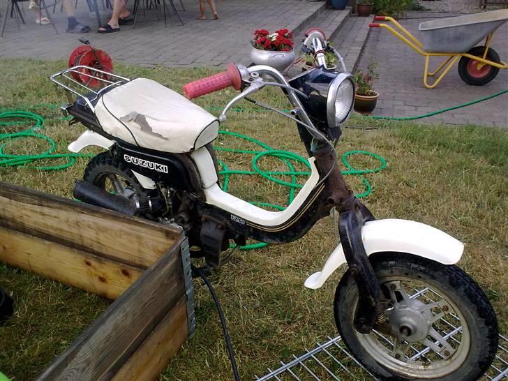 Suzuki FZ50  billede 2