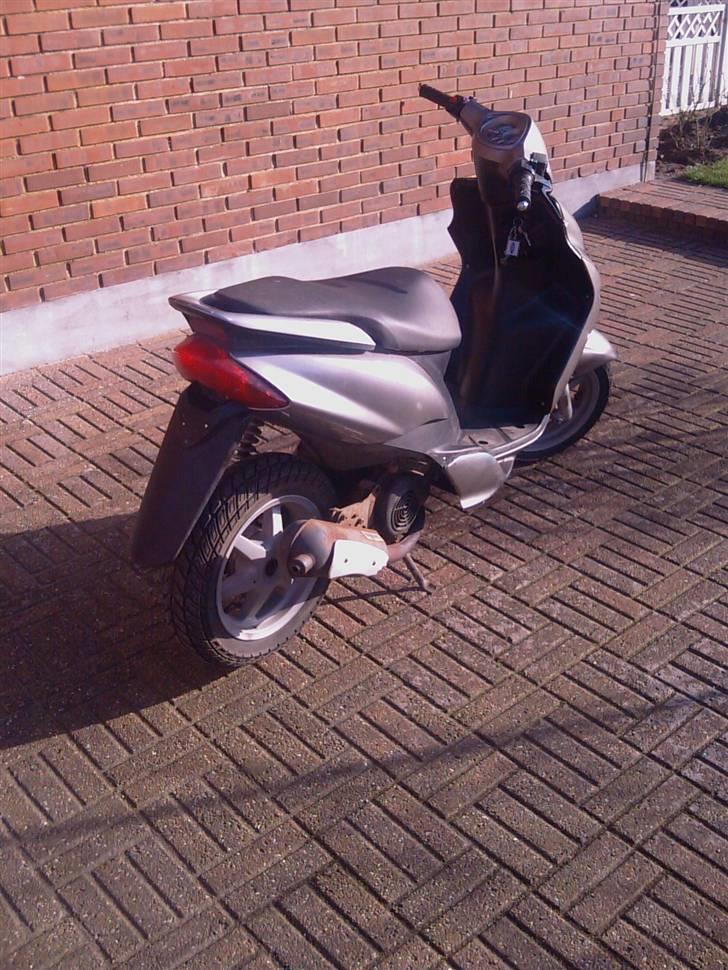 Yamaha Jog R (Solgt for 7000 kr) billede 7