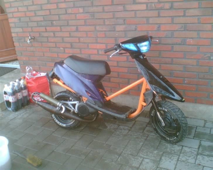 Yamaha jog d.gule motor TIL SALG - uhh den er dejlig:P billede 15