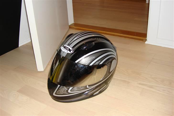 Aprilia Manston LC - SOLGT! - Nye Hjelm :D billede 4