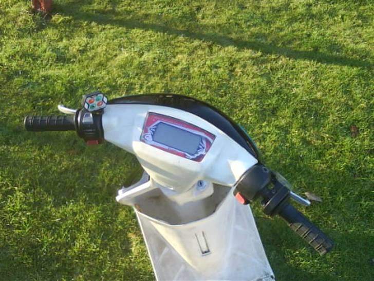 Yamaha Jog - Solgt!!! billede 7