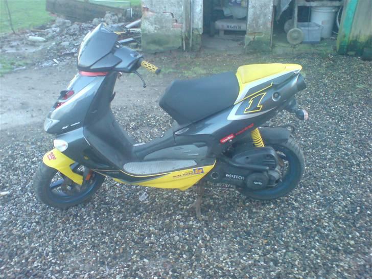 Aprilia Sr50 Ditech *Solgt* billede 5