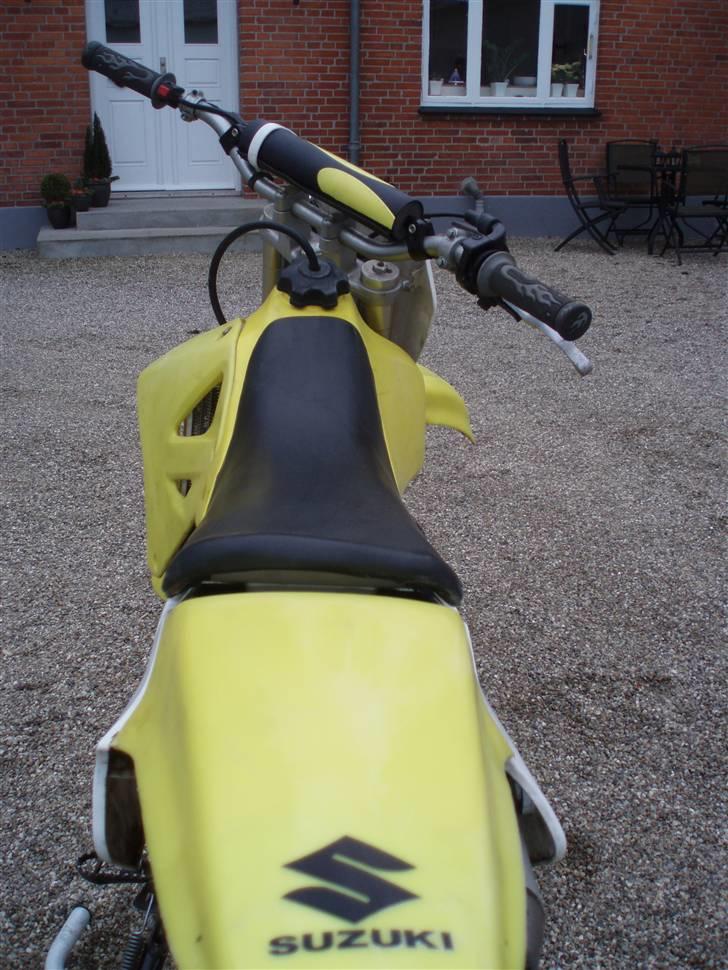 Suzuki RM 85 lav -SOLGT- billede 2