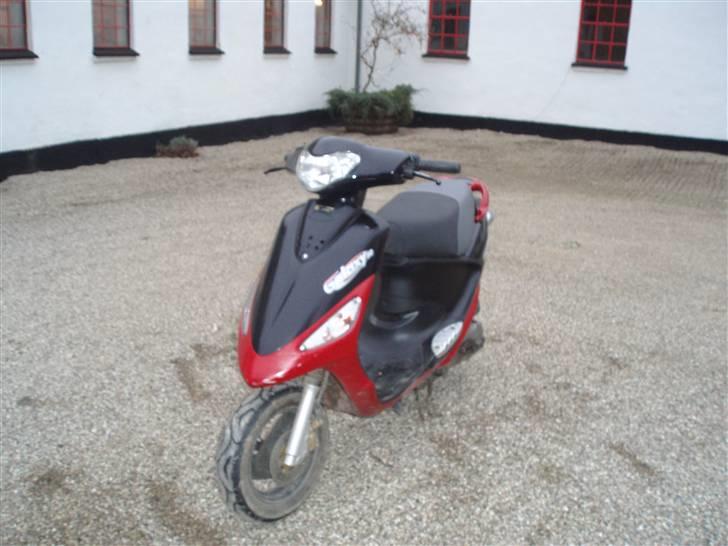 PGO Galaxy billede 1