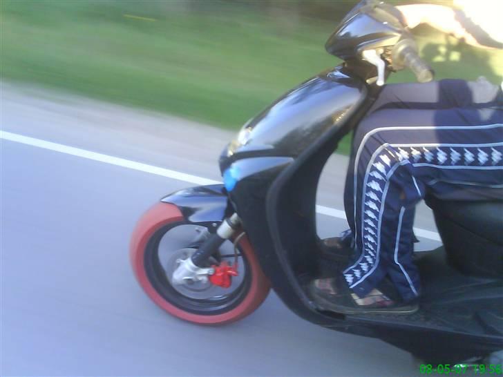 Yamaha Neo's  ---> Byttet - Uffe prøver .. billede 1