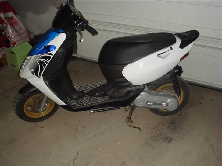 Aprilia  • sonic GP billede 2