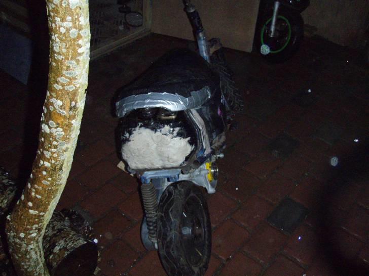 Yamaha space/jog solgt billede 2