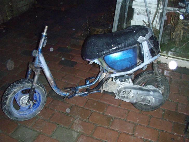 Yamaha space/jog solgt billede 3