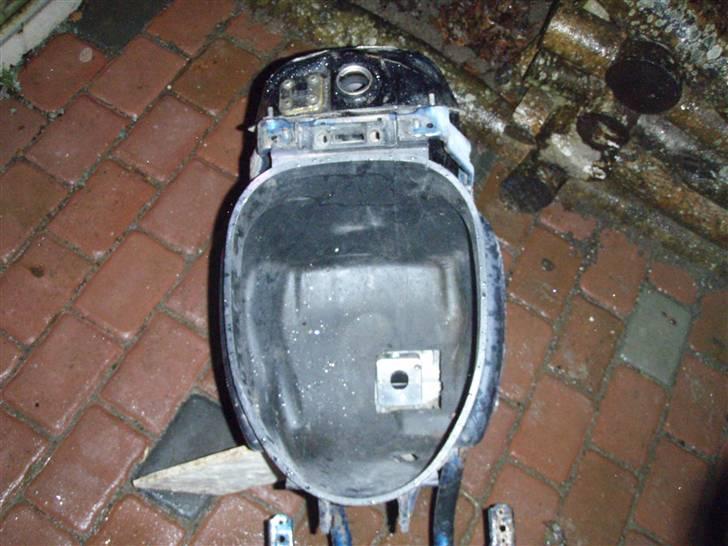 Yamaha space/jog solgt billede 7