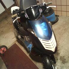 Aprilia sonic solgt