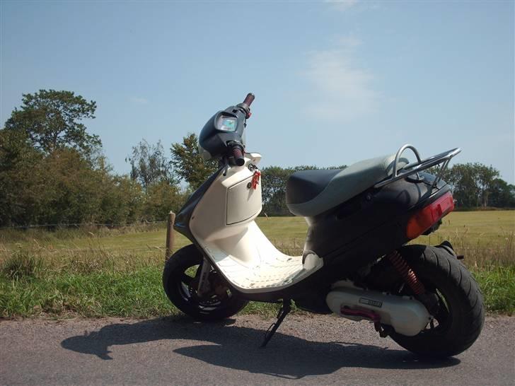 Adly Jet | SOLGT billede 2