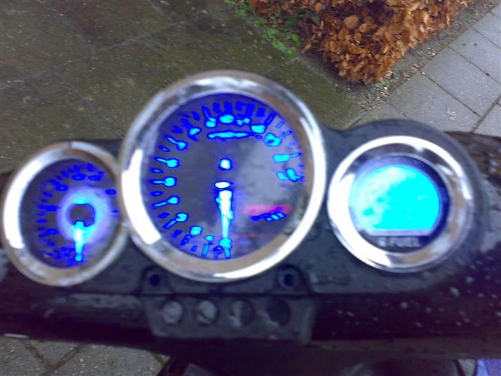 Peugeot SpeedFight2 SOLGT billede 2