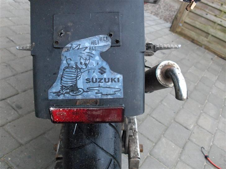 Cagiva mito LC DD byttet til ssm - jeg pisser IKKE på suzuki og slet ikke ssm.. :D mærket er pillet af :D  billede 5