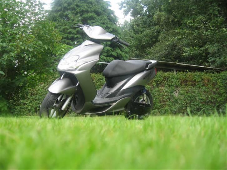 Yamaha Jog R [SOLGT for 4900] billede 2