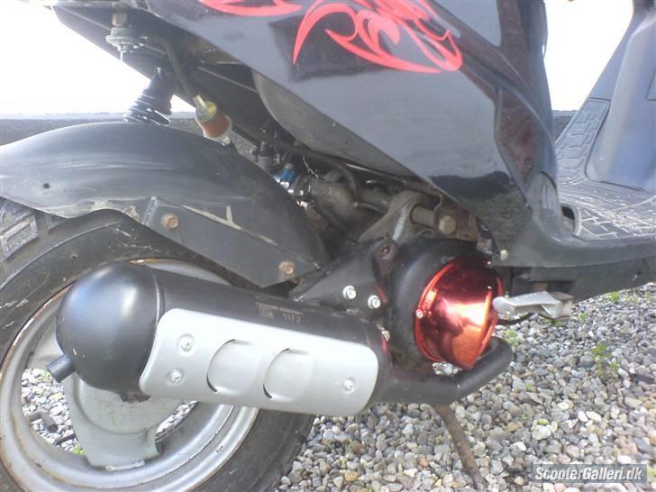 PGO Hot50.solgt billede 3