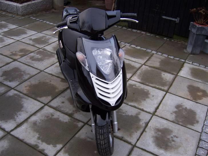 Aprilia sonic  SOLGT billede 1