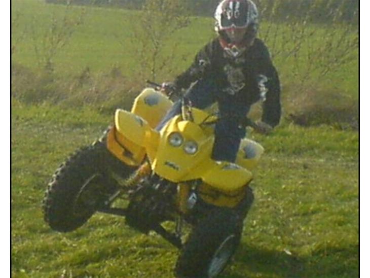 {{currentPhoto.altText}} billede {{currentPhoto.number}}