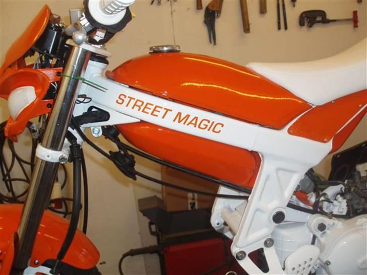 Suzuki Street Magic (SOLGT) billede 5