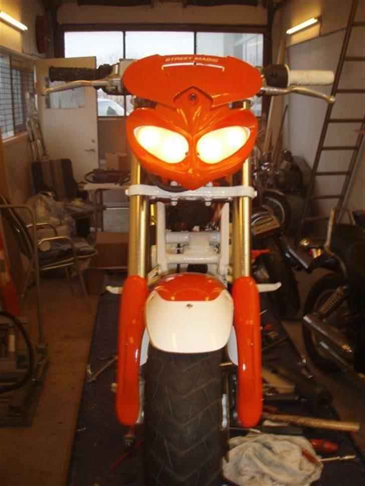 Suzuki Street Magic (SOLGT) billede 8