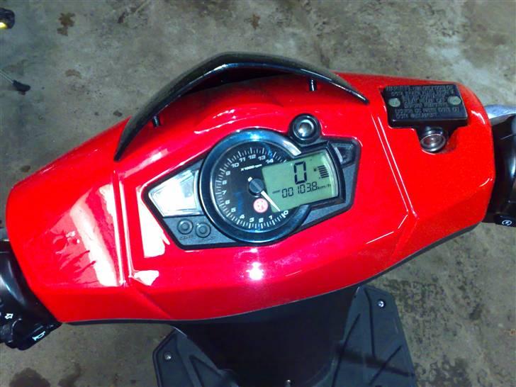 CPI Aragon 45kmt - KOMBINERET DIGITAL / ANALOG SPEEDO billede 6